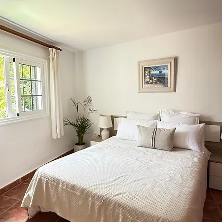 Maravilla With Sea Views Los Menores