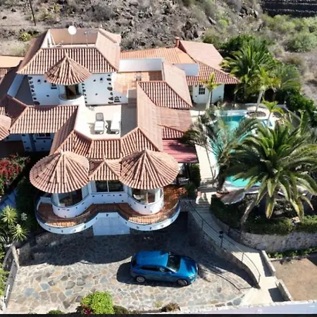 Maravilla With Sea Views Villa *